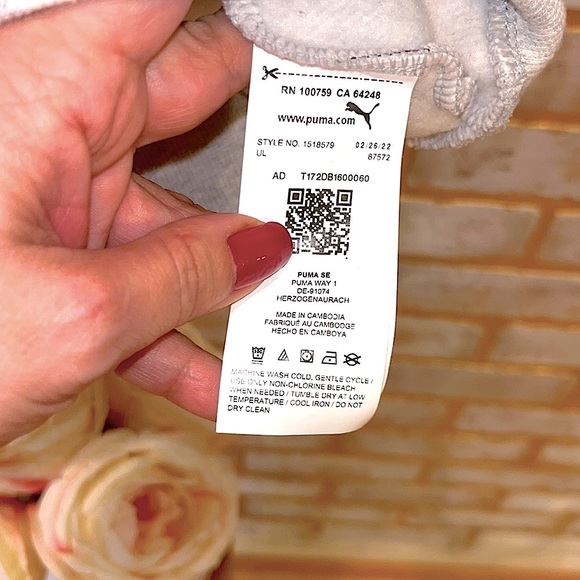 Puma Heather Gray Logo Hooded Sweatshirt, Kids Size Large (14/16). - Picture 9 of 11